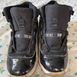 Jordan Retro 11 XI Space Jam DS Size 12.5C Black Concord White 378039 003